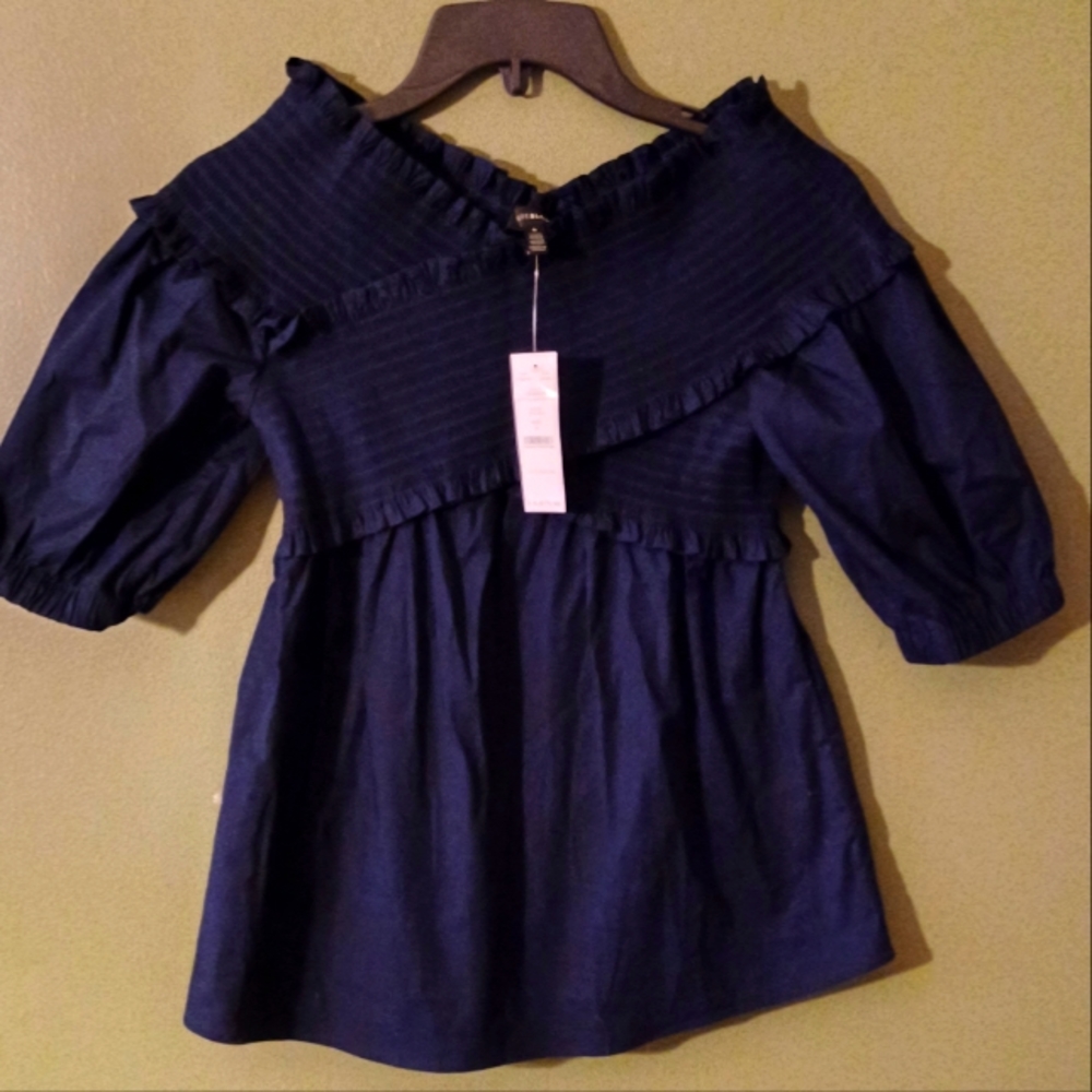 White House Black Market top, size S, Navy Blue